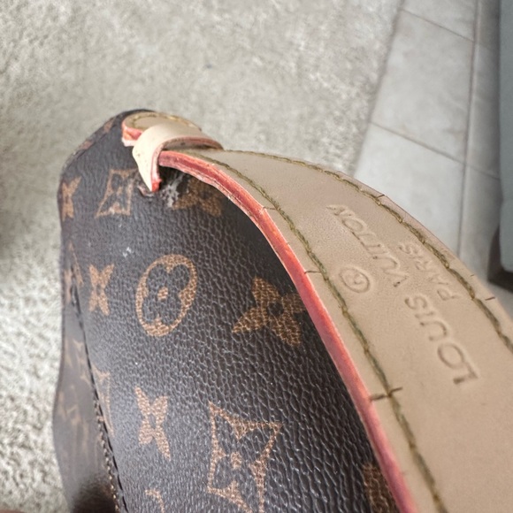 Designer look alike purses. See description. - Picture 9 of 13